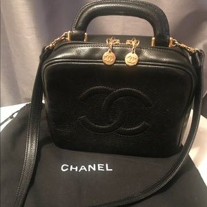 Black caviar classic vanity case bag